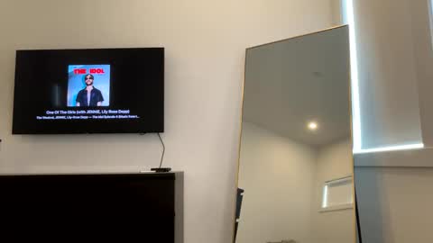 Snapshot of littlemissmia222 chatting on 3, 2, 2025 Mia online show from 3, 2, 2025