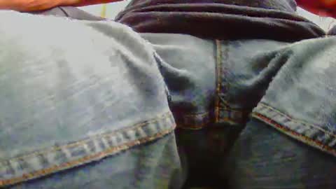 littlepecker1980 online show from 1, 10, 2025