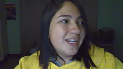 Snapshot of littleprety6969 chatting on 20, 10, 2025 Mia Wednesday to Sunday 730 am to 1030 am Colombian Hour D online show from 20, 10, 2025