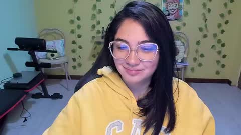 Snapshot of littleprety6969 chatting on 27, 6, 2026 Mia Wednesday to Sunday 730 am to 1030 am Colombian Hour D online show from 27, 6, 2026