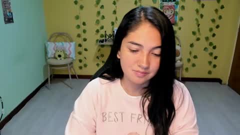 Snapshot of littleprety6969 chatting on 21, 7, 2026 Mia Wednesday to Sunday 730 am to 1030 am Colombian Hour D online show from 21, 7, 2026