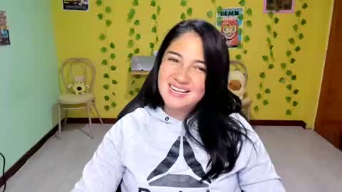 Snapshot of littleprety6969 chatting on 30, 7, 2026 Mia Wednesday to Sunday 730 am to 1030 am Colombian Hour D online show from 30, 7, 2026