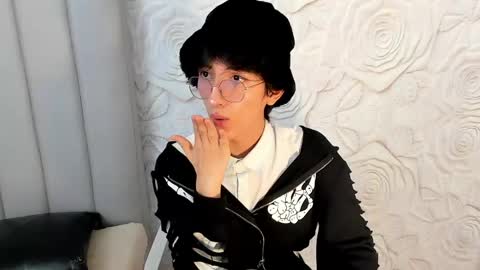 Snapshot of littleprince_ chatting on 12, 5, 2026 PRINCE online show from 12, 5, 2026