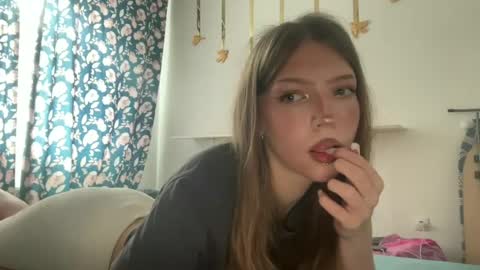 littleprincess3000 online show from 13, 7, 2026