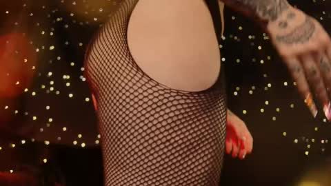 Snapshot of littlespacemouse chatting on 12, 1, 2026 Niki free tg channel with some photos gifs and info about streams online show from 12, 1, 2026