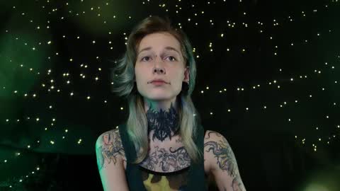 Snapshot of littlespacemouse chatting on 19, 1, 2026 Niki free tg channel with some photos gifs and info about streams online show from 19, 1, 2026