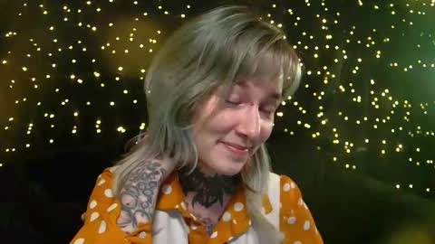 Snapshot of littlespacemouse chatting on 6, 2, 2026 Niki free tg channel with some photos gifs and info about streams online show from 6, 2, 2026