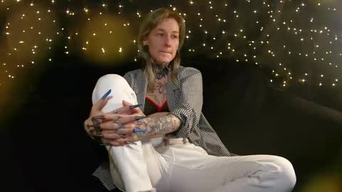 Snapshot of littlespacemouse chatting on 8, 2, 2026 Niki free tg channel with some photos gifs and info about streams online show from 8, 2, 2026