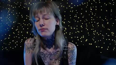 Snapshot of littlespacemouse chatting on 2, 3, 2026 Niki free tg channel with some photos gifs and info about streams online show from 2, 3, 2026