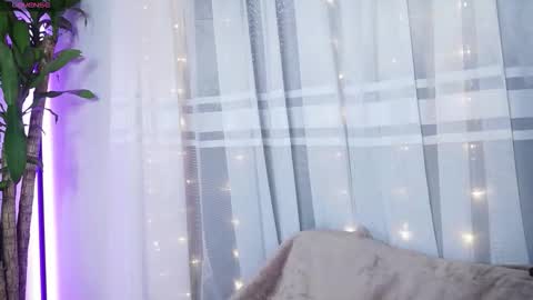 Snapshot of littletammy_ chatting on 4, 10, 2025 littletammy_ online show from 4, 10, 2025