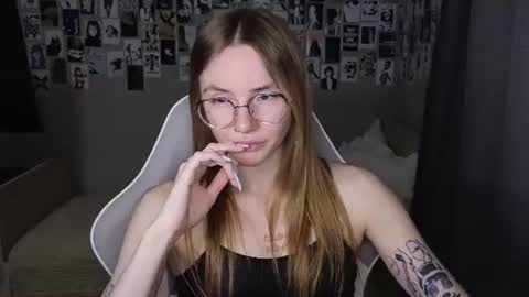 Snapshot of littlevildevil chatting on 12, 6, 2026 Eliana online show from 12, 6, 2026