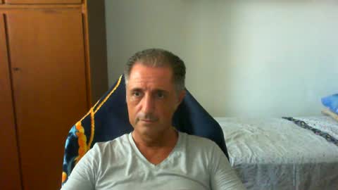 Snapshot of liuk53 chatting on 24, 6, 2026 liuk53 online show from 24, 6, 2026