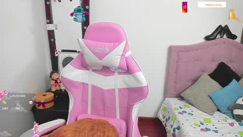 Katalina Novoa. online show from 15, 3, 2026