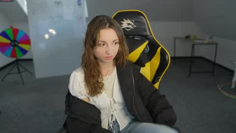 Sheryl online show from 6, 4, 2026