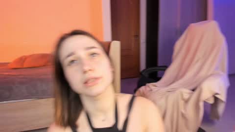 Snapshot of lixie_twenties chatting on 10, 12, 2024 Lixie online show from 10, 12, 2024