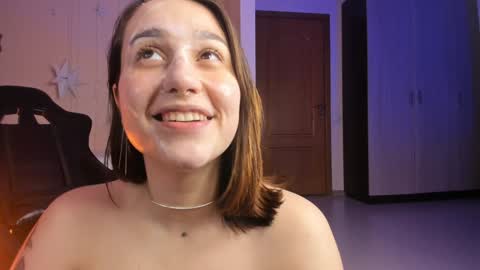 Snapshot of lixie_twenties chatting on 30, 12, 2024 Lixie online show from 30, 12, 2024