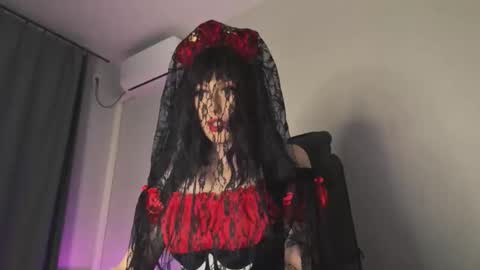 Liya Ray online show from 25, 10, 2025