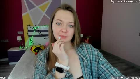 Girl next door online show from 13, 4, 2026