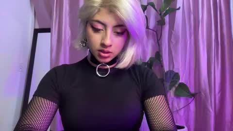 Lizeth online show from 11, 12, 2024
