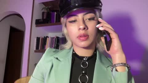 Lizeth online show from 13, 2, 2025
