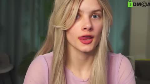 Snapshot of lizbethcoll chatting on 11, 2, 2025 Sunnheart online show from 11, 2, 2025