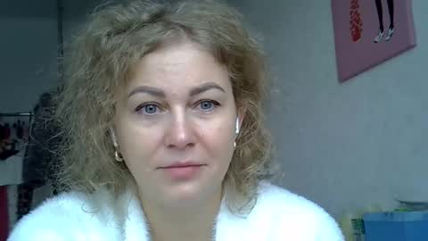 Snapshot of lizy_frau chatting on 17, 11, 2025 lizy_frau online show from 17, 11, 2025