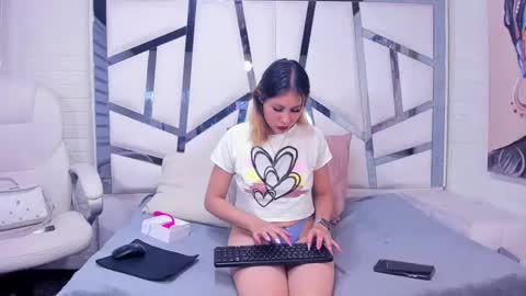Lizza online show from 17, 10, 2025