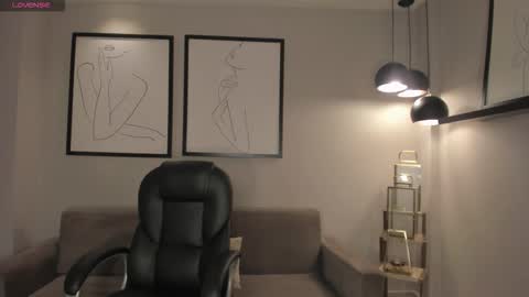 Snapshot of lizzhamilton_ chatting on 13, 2, 2026 Lizzi online show from 13, 2, 2026