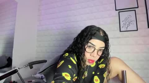  Lizzie  online show from 20, 5, 2026