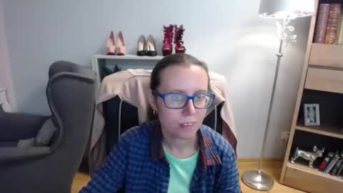 Snapshot of lizzy_sparkle chatting on 26, 9, 2025 Lizzy online show from 26, 9, 2025