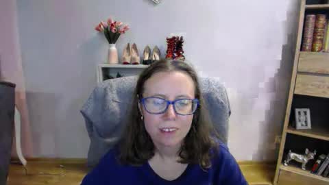 Snapshot of lizzy_sparkle chatting on 3, 10, 2025 Lizzy online show from 3, 10, 2025