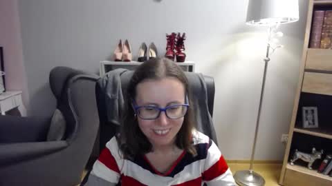 Snapshot of lizzy_sparkle chatting on 10, 10, 2025 Lizzy online show from 10, 10, 2025