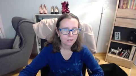 Snapshot of lizzy_sparkle chatting on 16, 10, 2025 Lizzy online show from 16, 10, 2025
