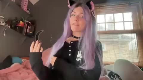 Snapshot of lizzyylovesick chatting on 12, 2, 2025 lizzybunny online show from 12, 2, 2025