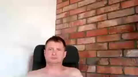 Snapshot of lllukasssxxx chatting on 15, 7, 2026 lllukasssxxx online show from 15, 7, 2026