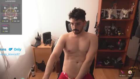 Lobito blanco Thefckingwolf main account online show from 18, 2, 2026