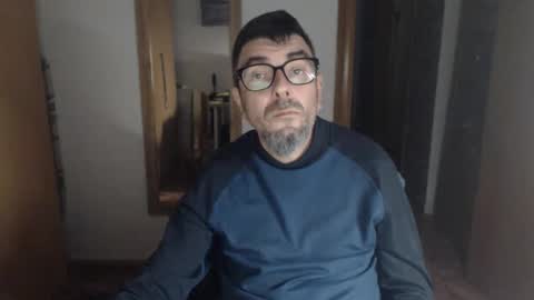 Snapshot of lobosolitario73 chatting on 30, 10, 2025 lobosolitario73 online show from 30, 10, 2025