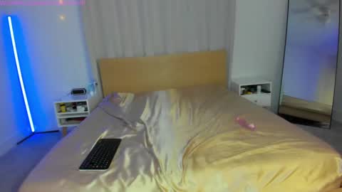 Snapshot of lodaddy_gets_dirty chatting on 25, 2, 2025 lolo 3 online show from 25, 2, 2025