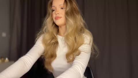 Snapshot of lodemure_ chatting on 12, 2, 2026 Lolla online show from 12, 2, 2026