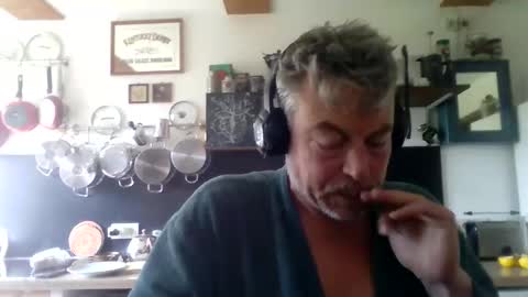 Floric Matthew online show from 13, 5, 2026