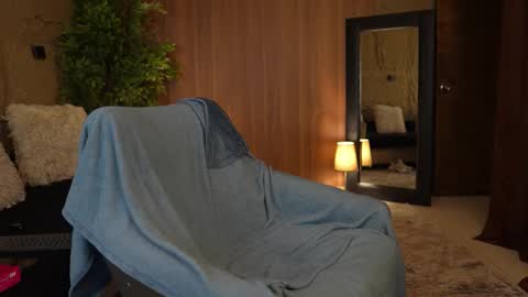 logan_cardenas1 online show from 5, 10, 2025