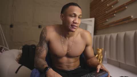 logan_varela online show from 8, 3, 2026