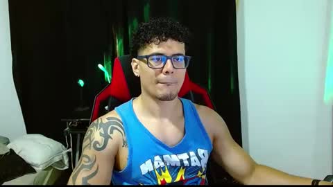 Snapshot of loganandrwz chatting on 13, 2, 2026 Loganandrwz online show from 13, 2, 2026