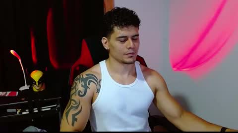 Snapshot of loganandrwz chatting on 21, 2, 2026 Loganandrwz online show from 21, 2, 2026