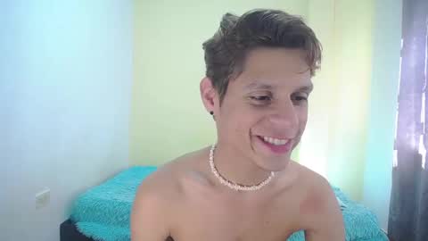 Snapshot of loganevans8 chatting on 1, 2, 2025 Logan online show from 1, 2, 2025