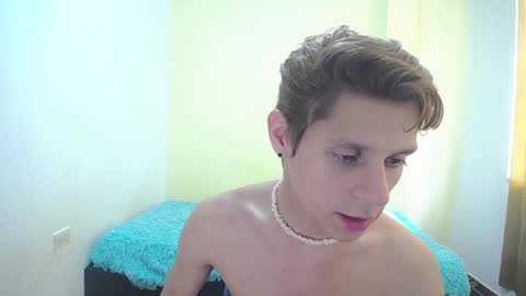 Snapshot of loganevans8 chatting on 25, 2, 2025 Logan online show from 25, 2, 2025