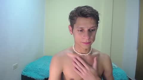 Snapshot of loganevans8 chatting on 26, 2, 2025 Logan online show from 26, 2, 2025