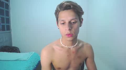 Snapshot of loganevans8 chatting on 6, 3, 2025 Logan online show from 6, 3, 2025