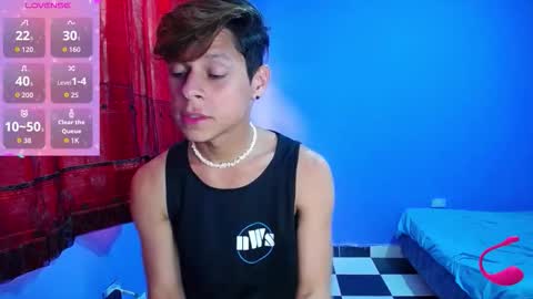 Snapshot of loganevans8 chatting on 10, 9, 2025 Logan online show from 10, 9, 2025