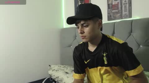 loganjhonson19 online show from 18, 1, 2026